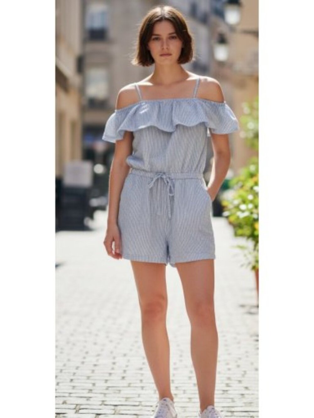 WALLFLOWER Blue Pinstriped Short Romper Jumpsuit Girls Size 10-12 Pockets